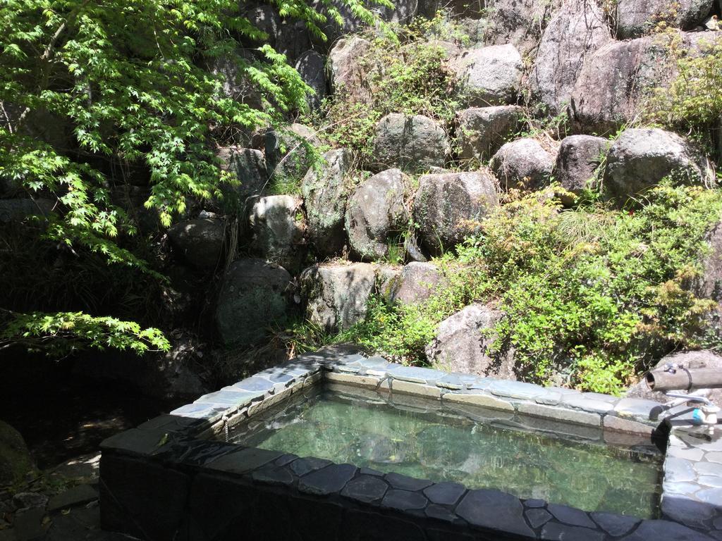 Unryuso Hotel Shinshiro Buitenkant foto