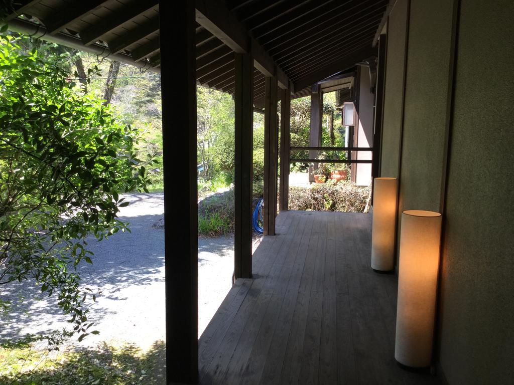 Unryuso Hotel Shinshiro Buitenkant foto